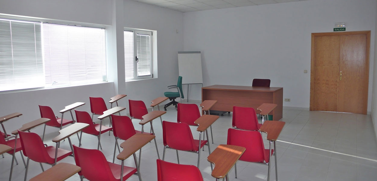 Eurofinsa construyendo futuro.Pasarela de Ramón Aguinaga en la M30, Madrid.Españ