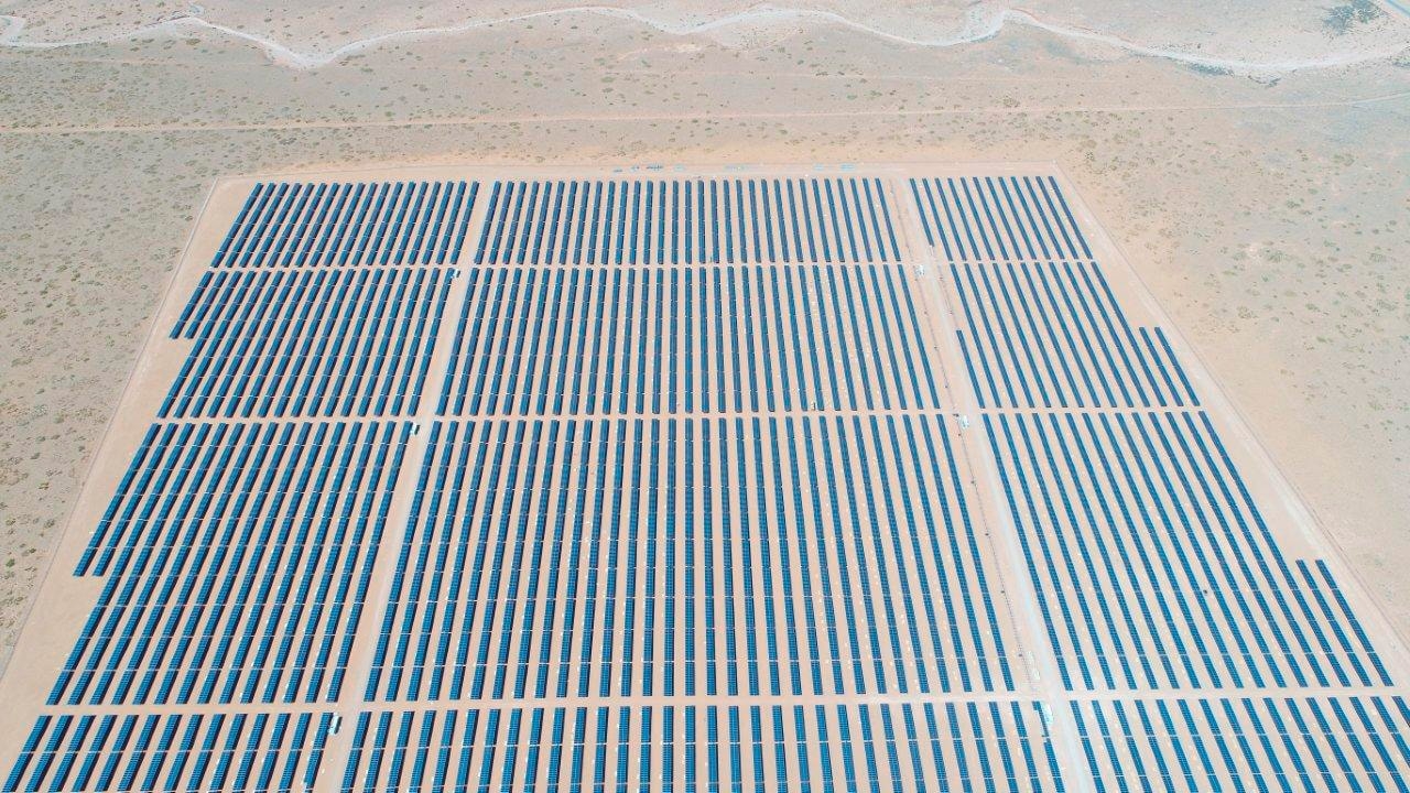 PARQUE SOLAR EN KAYENTA, ARIZONA (KAYENTA)